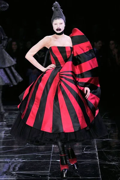 Look 26